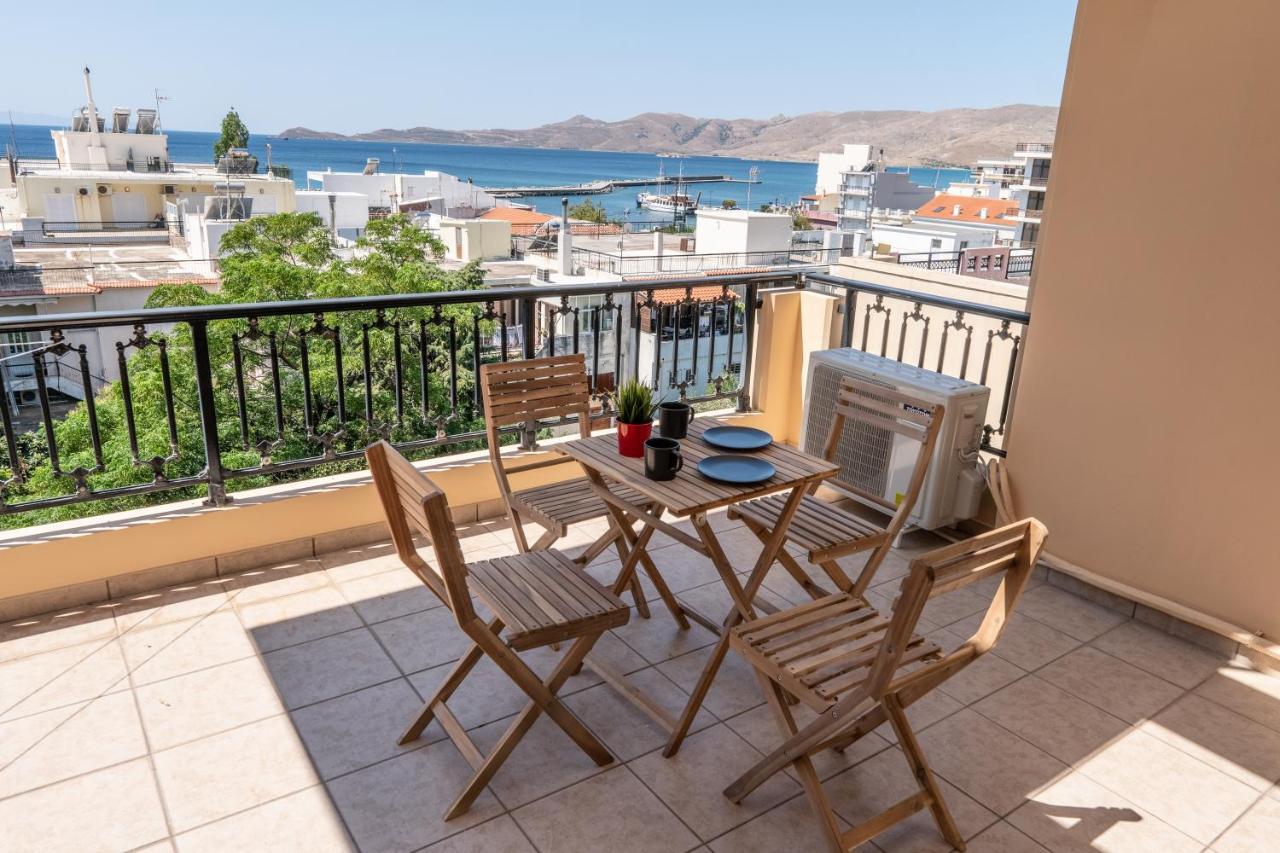 John'S Apartments Каристос Екстериор снимка